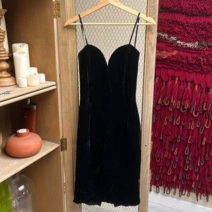 Vintage Hollywood Nites Black Velvet Spaghetti Strap Sweetheart Dress